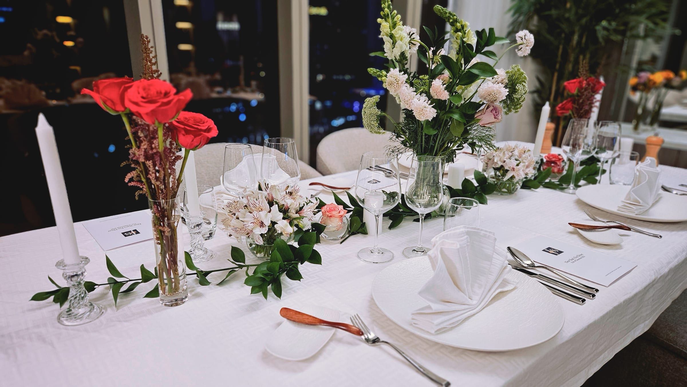 A festive Grand Prix dinner table dressed for the evening in Abu Dhabi